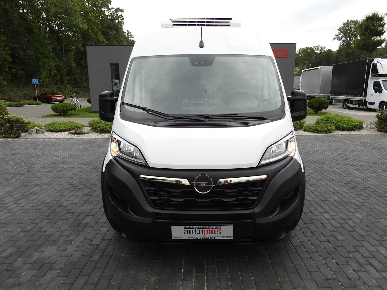 OPEL MOVANO REFRIGERATOR VAN 0*C HEATING FUNCTION AIR CONDITIONING 140HP - Малотоннажный рефрижератор: фото 5 OPEL MOVANO REFRIGERATOR VAN 0*C HEATING FUNCTION AIR CONDITIONING 140HP - Малотоннажный рефрижератор: фото 5