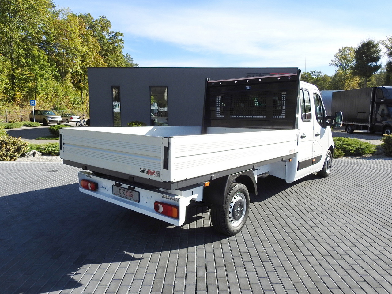 OPEL MOVANO STAKE BODY DOUBLE CABIN DOKA 7 SEATS CRUISE CONTROL AIR CONDITIONING 130HP - Малотоннажный бортовой грузовик: фото 3 OPEL MOVANO STAKE BODY DOUBLE CABIN DOKA 7 SEATS CRUISE CONTROL AIR CONDITIONING 130HP - Малотоннажный бортовой грузовик: фото 3
