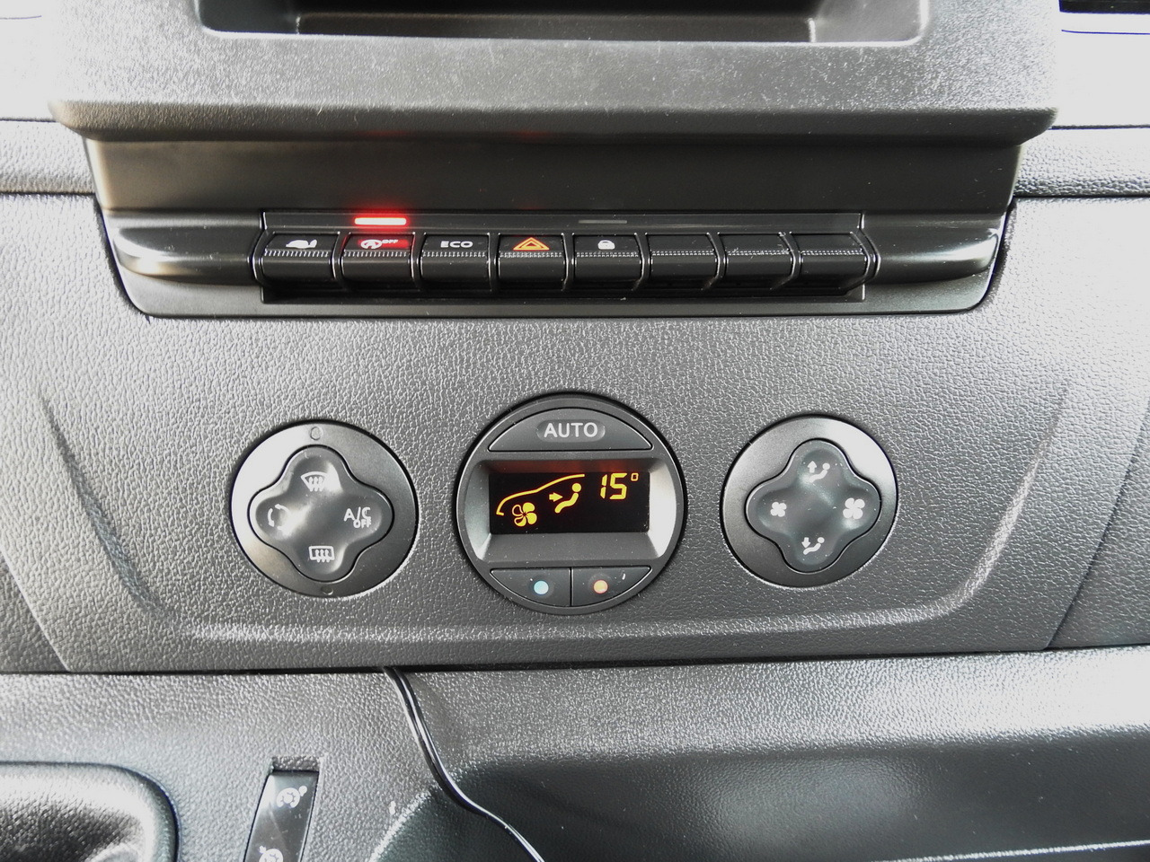 Тентованный фургон OPEL MOVANO TARPAULIN 8 PALLETS WEBASTO CRUISE CONTROL AIR CONDITIONING LED LIGHTS PNEUMATICS 165HP: фото 44 Тентованный фургон OPEL MOVANO TARPAULIN 8 PALLETS WEBASTO CRUISE CONTROL AIR CONDITIONING LED LIGHTS PNEUMATICS 165HP: фото 44