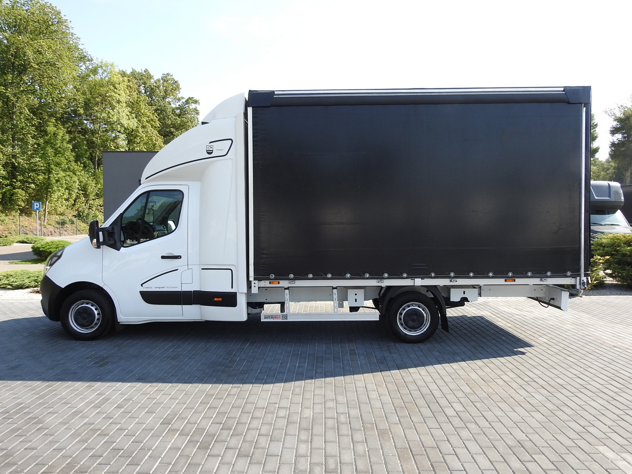 Тентованный фургон OPEL MOVANO TARPAULIN 8 PALLETS WEBASTO CRUISE CONTROL AIR CONDITIONING LED LIGHTS PNEUMATICS 165HP: фото 9 Тентованный фургон OPEL MOVANO TARPAULIN 8 PALLETS WEBASTO CRUISE CONTROL AIR CONDITIONING LED LIGHTS PNEUMATICS 165HP: фото 9