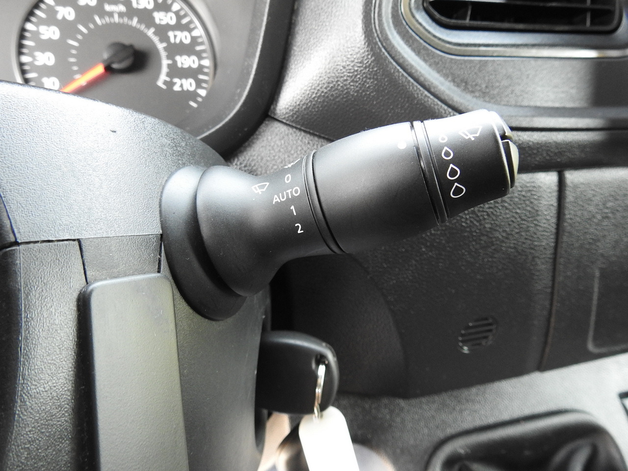 Тентованный фургон OPEL MOVANO TARPAULIN 8 PALLETS WEBASTO CRUISE CONTROL AIR CONDITIONING LED LIGHTS PNEUMATICS 165HP: фото 39 Тентованный фургон OPEL MOVANO TARPAULIN 8 PALLETS WEBASTO CRUISE CONTROL AIR CONDITIONING LED LIGHTS PNEUMATICS 165HP: фото 39