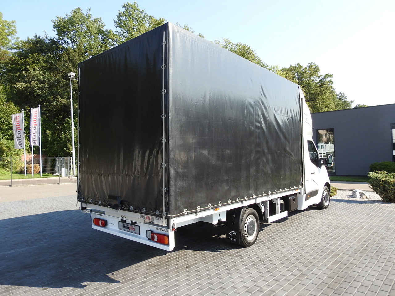 Тентованный фургон OPEL MOVANO TARPAULIN 8 PALLETS WEBASTO CRUISE CONTROL AIR CONDITIONING LED LIGHTS PNEUMATICS 165HP: фото 13 Тентованный фургон OPEL MOVANO TARPAULIN 8 PALLETS WEBASTO CRUISE CONTROL AIR CONDITIONING LED LIGHTS PNEUMATICS 165HP: фото 13