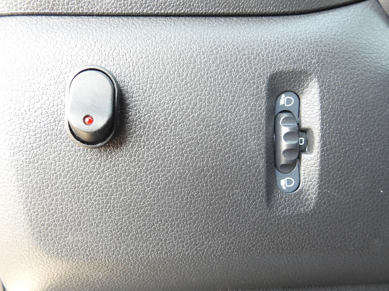 Тентованный фургон OPEL MOVANO TARPAULIN 8 PALLETS WEBASTO CRUISE CONTROL AIR CONDITIONING LED LIGHTS PNEUMATICS 165HP: фото 35 Тентованный фургон OPEL MOVANO TARPAULIN 8 PALLETS WEBASTO CRUISE CONTROL AIR CONDITIONING LED LIGHTS PNEUMATICS 165HP: фото 35