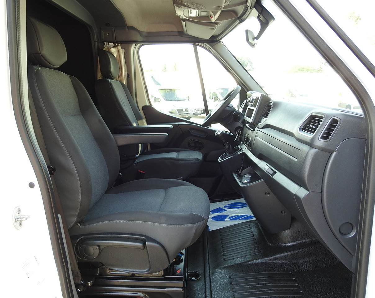 Тентованный фургон OPEL MOVANO TARPAULIN 8 PALLETS WEBASTO CRUISE CONTROL AIR CONDITIONING LED LIGHTS PNEUMATICS 165HP: фото 47 Тентованный фургон OPEL MOVANO TARPAULIN 8 PALLETS WEBASTO CRUISE CONTROL AIR CONDITIONING LED LIGHTS PNEUMATICS 165HP: фото 47