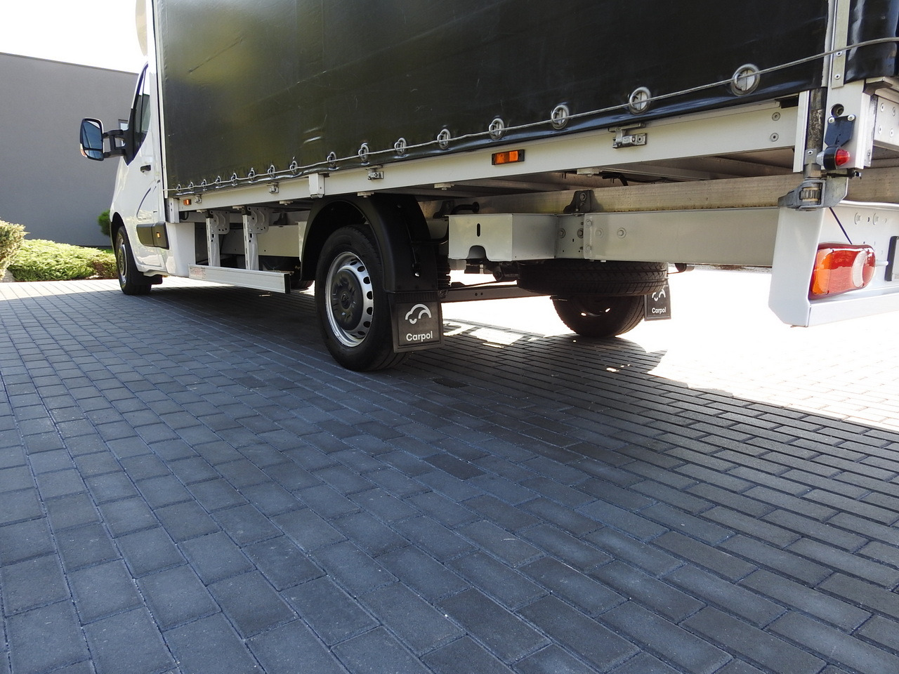 Тентованный фургон OPEL MOVANO TARPAULIN 8 PALLETS WEBASTO CRUISE CONTROL AIR CONDITIONING LED LIGHTS PNEUMATICS 165HP: фото 16 Тентованный фургон OPEL MOVANO TARPAULIN 8 PALLETS WEBASTO CRUISE CONTROL AIR CONDITIONING LED LIGHTS PNEUMATICS 165HP: фото 16