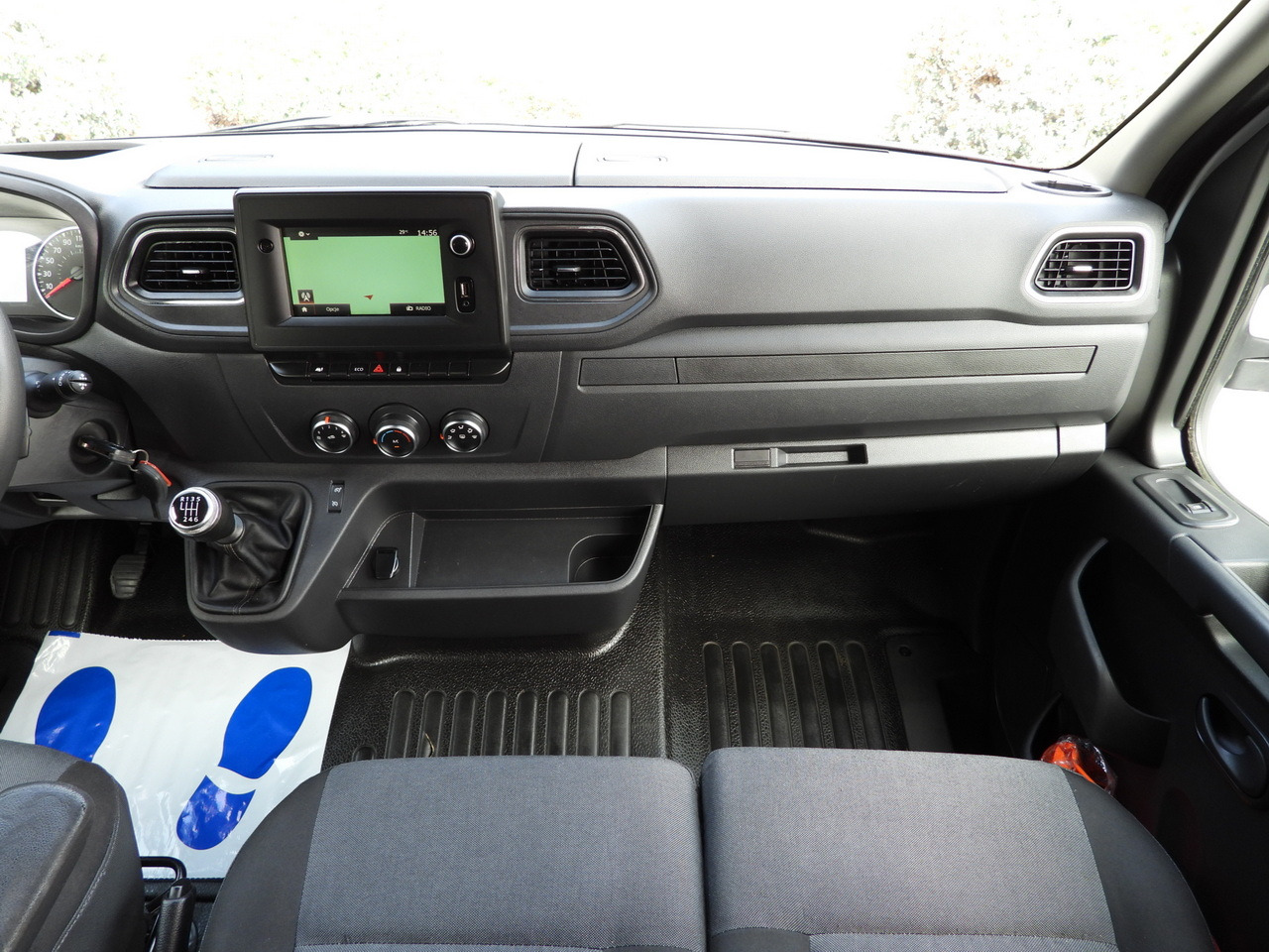 RENAULT MASTER BOX DELIVERY VAN 7 SEATS CRUISE CONTROL NAVIGATION LED LIGHTS AIR CONDITIONING  135HP в лизинг RENAULT MASTER BOX DELIVERY VAN 7 SEATS CRUISE CONTROL NAVIGATION LED LIGHTS AIR CONDITIONING  135HP: фото 31