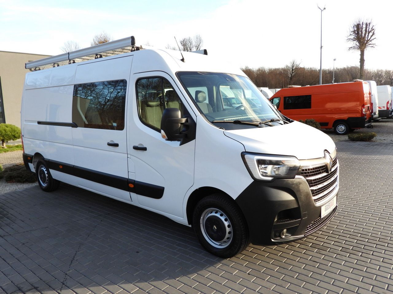 RENAULT MASTER BOX DELIVERY VAN 7 SEATS CRUISE CONTROL NAVIGATION LED LIGHTS AIR CONDITIONING 180HP - Цельнометаллический фургон: фото 4 RENAULT MASTER BOX DELIVERY VAN 7 SEATS CRUISE CONTROL NAVIGATION LED LIGHTS AIR CONDITIONING 180HP - Цельнометаллический фургон: фото 4