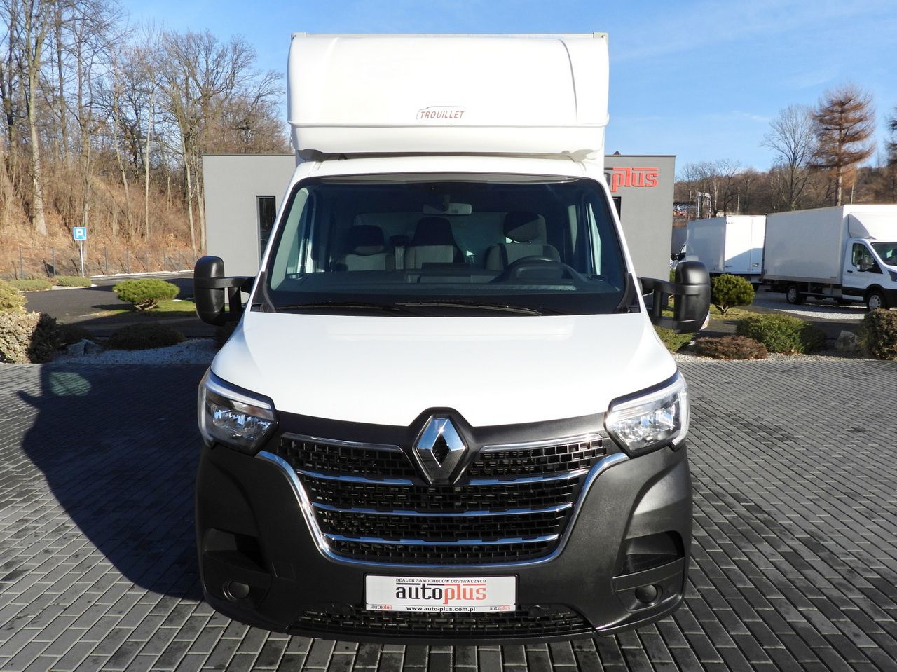 RENAULT MASTER BOX LIFT 8 PALLETS CRUISE CONTROL LED LIGHTS AIR CONDITIONING 145HP - Малотоннажный фургон: фото 5 RENAULT MASTER BOX LIFT 8 PALLETS CRUISE CONTROL LED LIGHTS AIR CONDITIONING 145HP - Малотоннажный фургон: фото 5