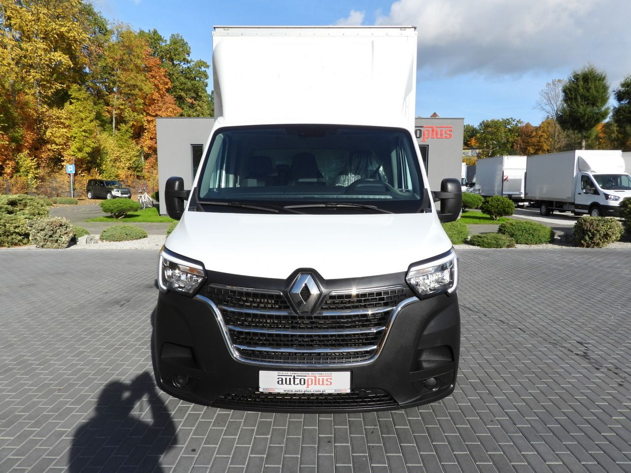RENAULT MASTER BOX LIFT 8 PALLETS CRUISE CONTROL LED LIGHTS TWIN WHEELS AIR CONDITIONING  145HP - Малотоннажный фургон: фото 5 RENAULT MASTER BOX LIFT 8 PALLETS CRUISE CONTROL LED LIGHTS TWIN WHEELS AIR CONDITIONING  145HP - Малотоннажный фургон: фото 5