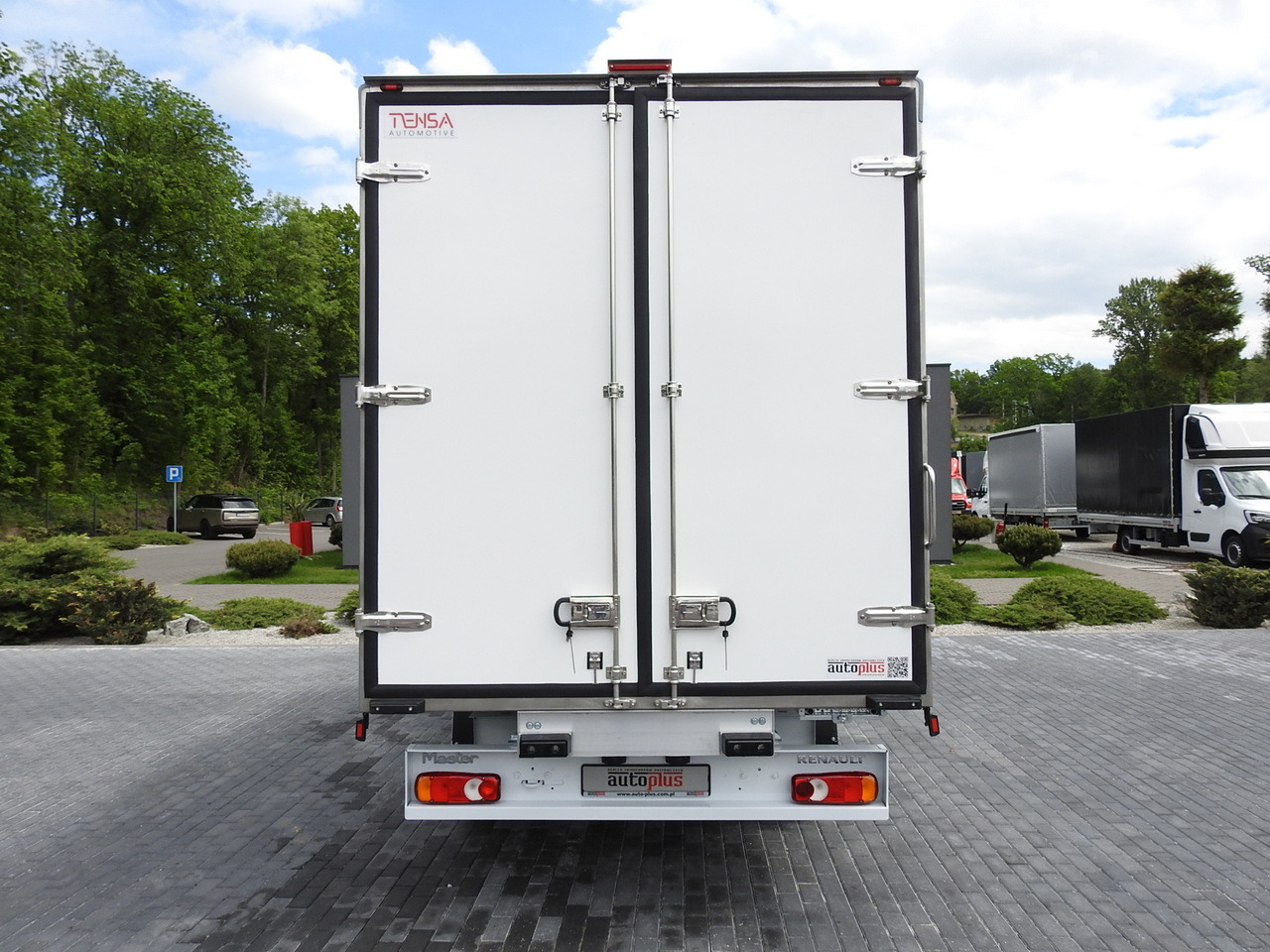 Новый Малотоннажный рефрижератор RENAULT MASTER NEW REGRIGERATOR BOX -10*C 8 PALLETS CRUISE CONTROL AIR CONDITIONING LED LIGHTS GUARANTEE  165HP: фото 11