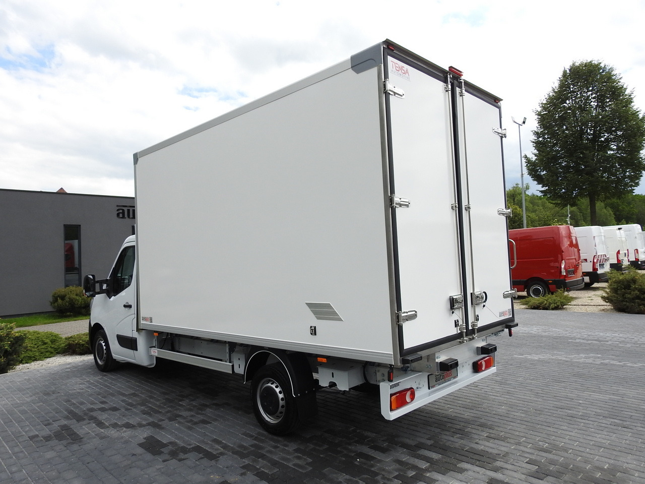 Новый Малотоннажный рефрижератор RENAULT MASTER NEW REGRIGERATOR BOX -10*C 8 PALLETS CRUISE CONTROL AIR CONDITIONING LED LIGHTS GUARANTEE  165HP: фото 10