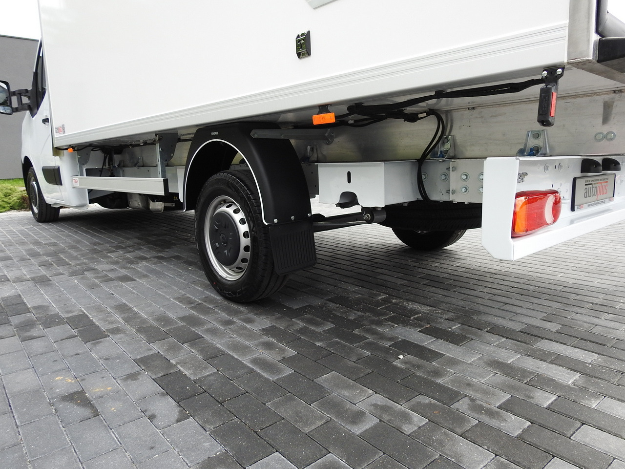 Новый Малотоннажный рефрижератор RENAULT MASTER NEW REGRIGERATOR BOX -10*C 8 PALLETS CRUISE CONTROL AIR CONDITIONING LED LIGHTS GUARANTEE  165HP: фото 17