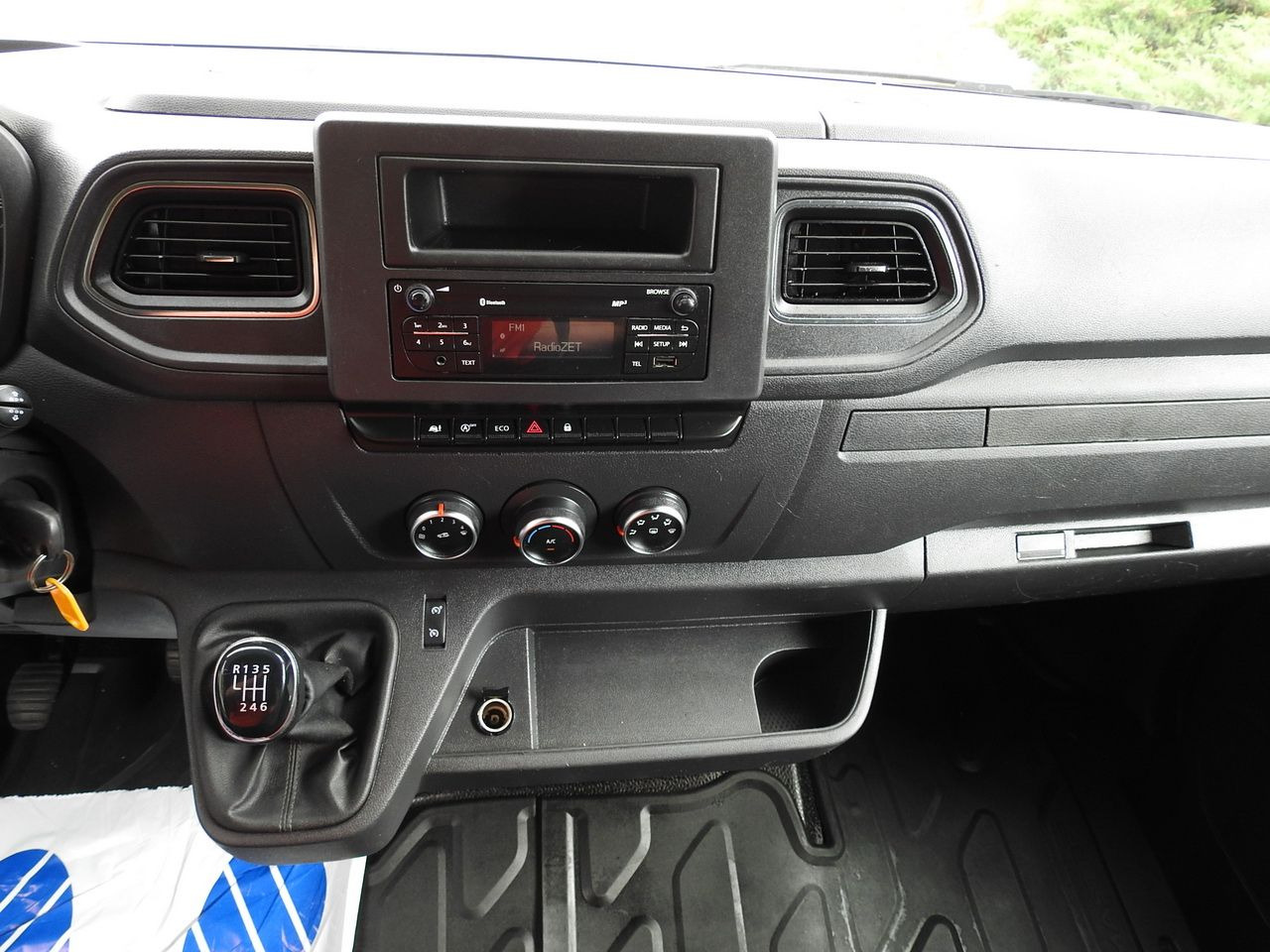 Тентованный фургон RENAULT MASTER: фото 33