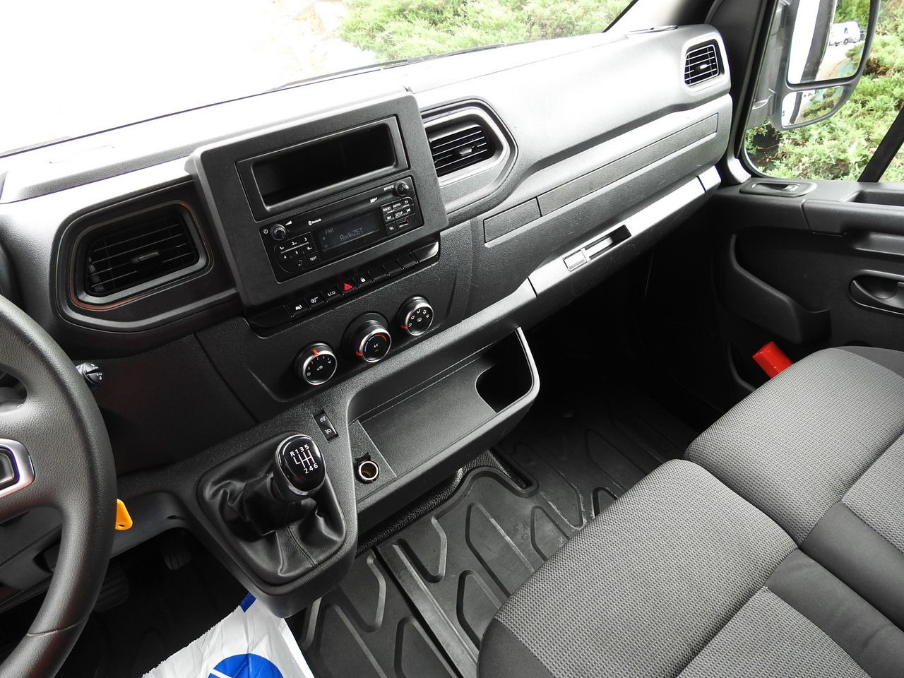 Тентованный фургон RENAULT MASTER: фото 30