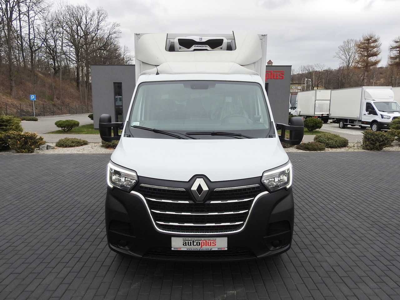 RENAULT MASTER REGRIGERATOR BOX 0*C LED LIGHTS AIR CONDITIONING 145HP - Малотоннажный рефрижератор: фото 5 RENAULT MASTER REGRIGERATOR BOX 0*C LED LIGHTS AIR CONDITIONING 145HP - Малотоннажный рефрижератор: фото 5