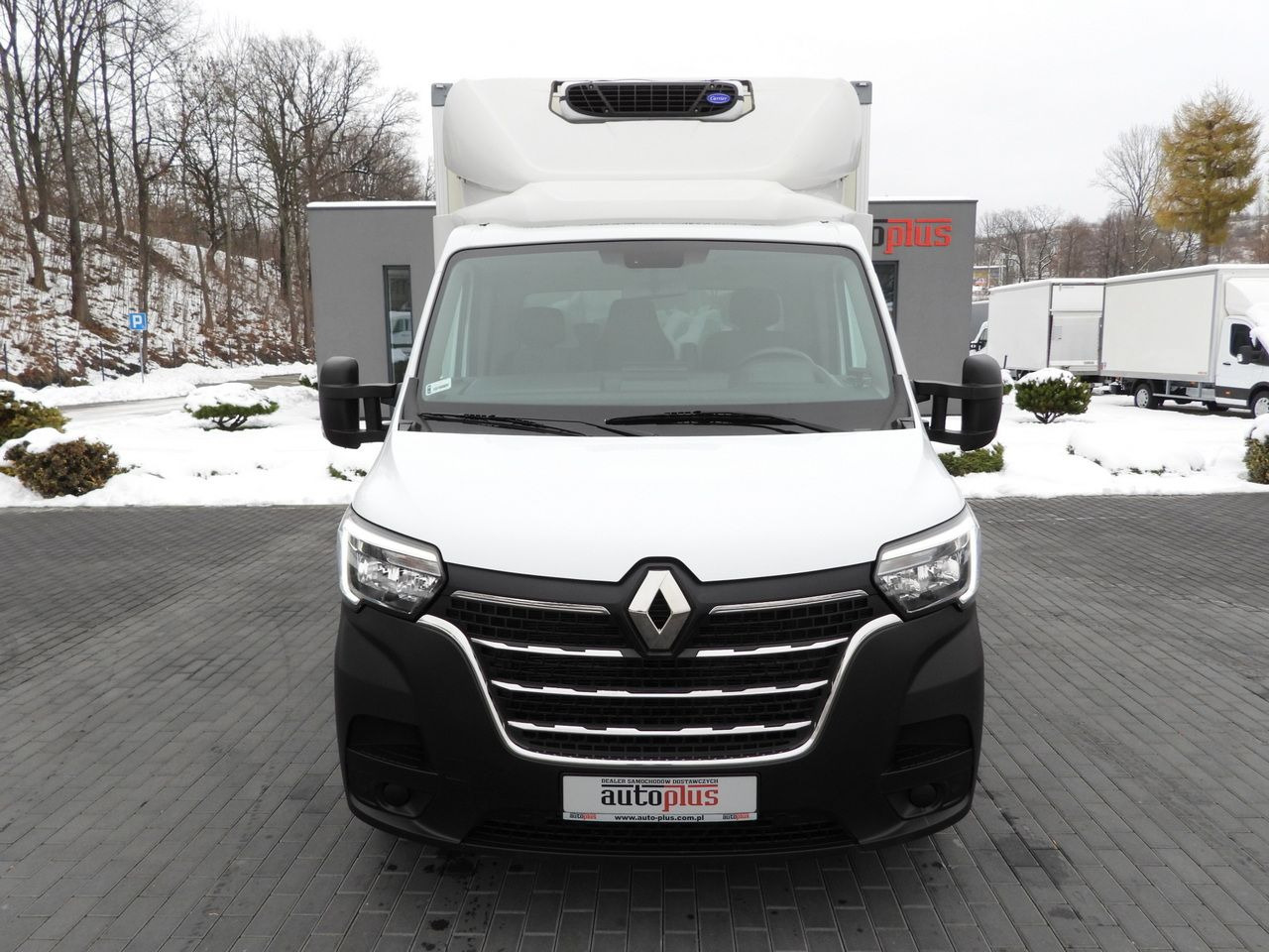 RENAULT MASTER REGRIGERATOR BOX 0*C LED LIGHTS AIR CONDITIONING 165HP - Малотоннажный рефрижератор: фото 5 RENAULT MASTER REGRIGERATOR BOX 0*C LED LIGHTS AIR CONDITIONING 165HP - Малотоннажный рефрижератор: фото 5