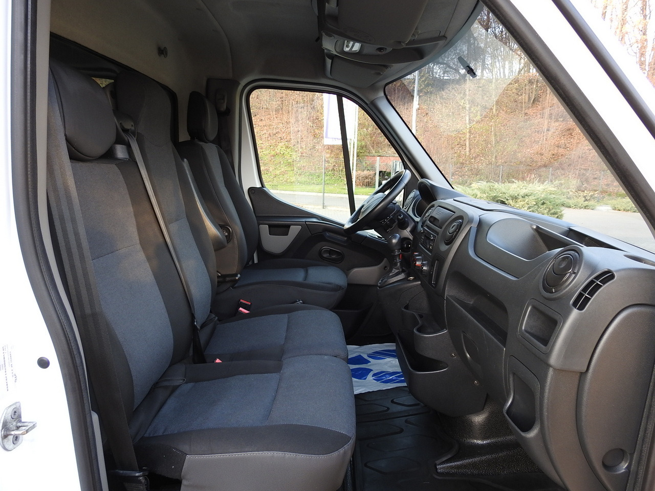Тентованный фургон RENAULT MASTER TARPAULIN 10 PALLETS WEBASTO CRUISE CONTROL AIR CONDITIONING PNEUMATICS  170HP: фото 37