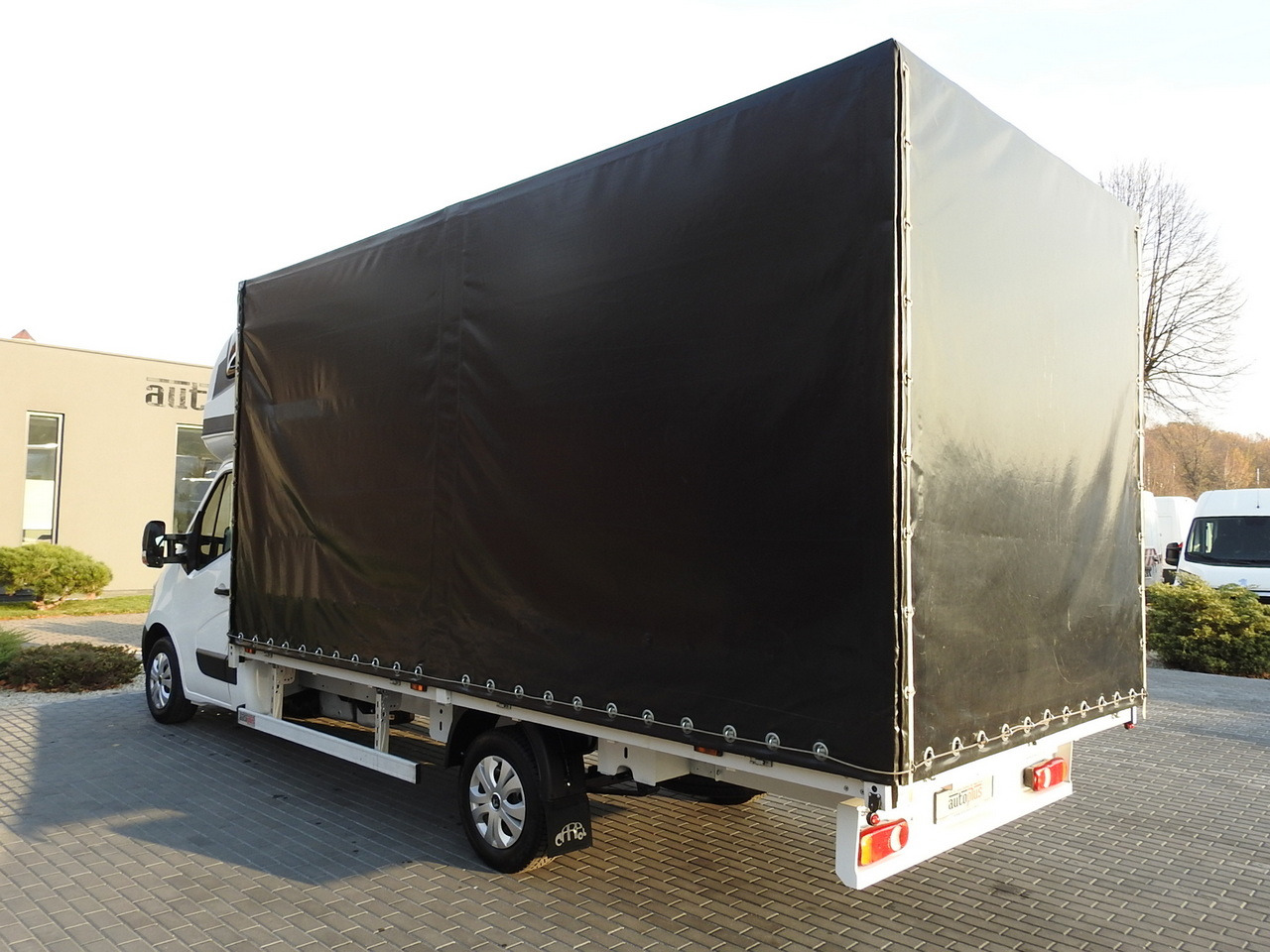 Тентованный фургон RENAULT MASTER TARPAULIN 10 PALLETS WEBASTO CRUISE CONTROL AIR CONDITIONING PNEUMATICS  170HP: фото 8