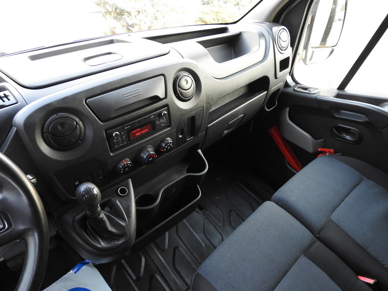 Тентованный фургон RENAULT MASTER TARPAULIN 10 PALLETS WEBASTO CRUISE CONTROL AIR CONDITIONING PNEUMATICS  170HP: фото 32