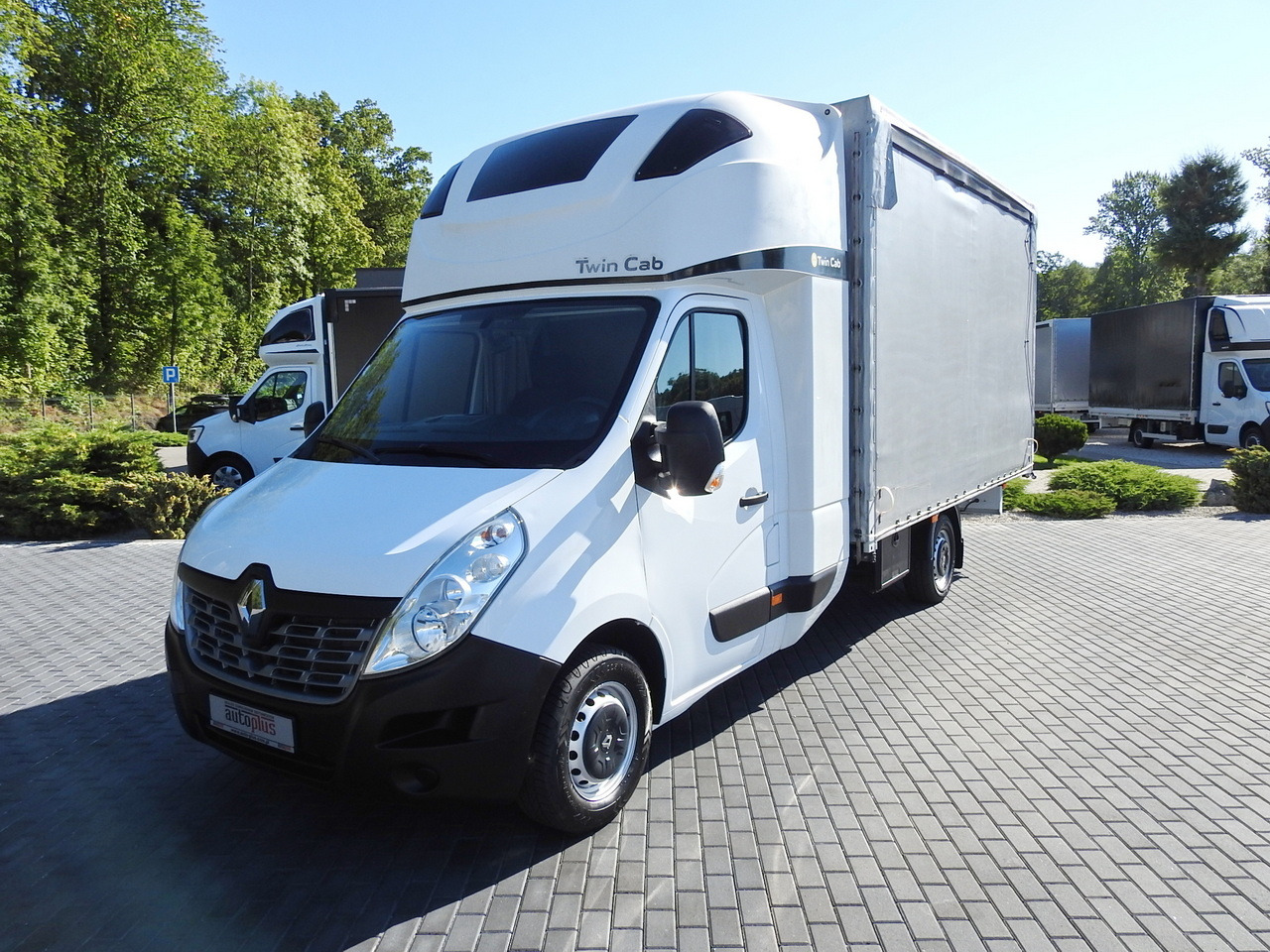 Тентованный фургон RENAULT MASTER TARPAULIN 8 PALLETS WEBASTO CRUISE CONTROL AIR CONDITIONING PNEUMATICS 170HP: фото 18 Тентованный фургон RENAULT MASTER TARPAULIN 8 PALLETS WEBASTO CRUISE CONTROL AIR CONDITIONING PNEUMATICS 170HP: фото 18