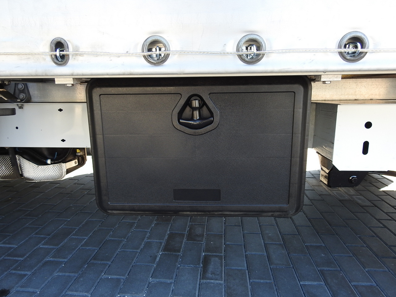 Тентованный фургон RENAULT MASTER TARPAULIN 8 PALLETS WEBASTO CRUISE CONTROL AIR CONDITIONING PNEUMATICS 170HP: фото 22 Тентованный фургон RENAULT MASTER TARPAULIN 8 PALLETS WEBASTO CRUISE CONTROL AIR CONDITIONING PNEUMATICS 170HP: фото 22