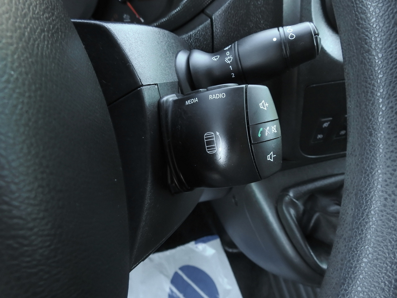 Тентованный фургон RENAULT MASTER TARPAULIN 8 PALLETS WEBASTO CRUISE CONTROL AIR CONDITIONING PNEUMATICS 170HP: фото 34 Тентованный фургон RENAULT MASTER TARPAULIN 8 PALLETS WEBASTO CRUISE CONTROL AIR CONDITIONING PNEUMATICS 170HP: фото 34