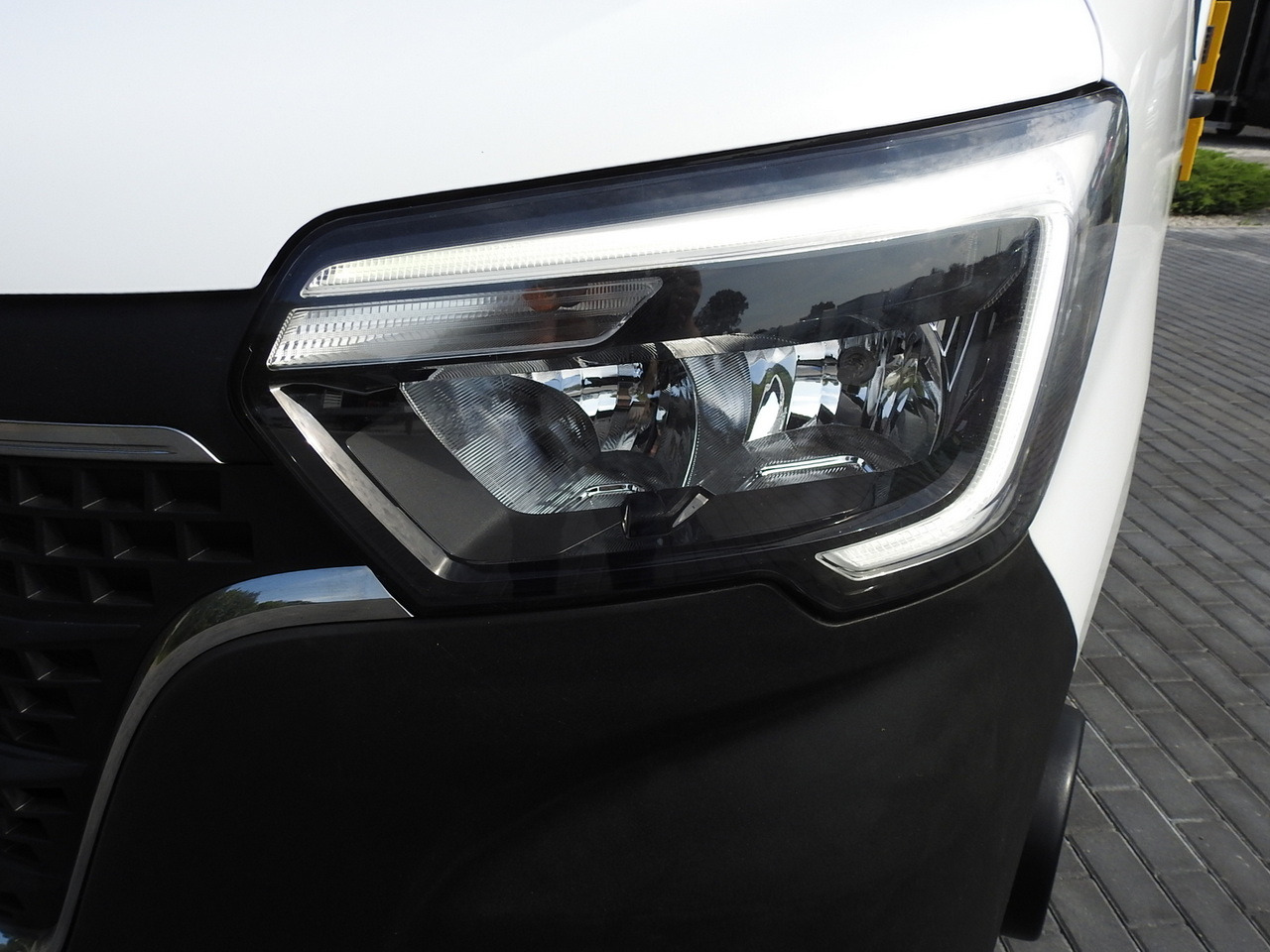 Малотоннажный самосвал RENAULT MASTER TIPPER CRUISE CONTROL NAVIGATION AIR CONDITIONING LED LIGHTS TWIN WHEELS LOAD WEIGHT 145HP: фото 24