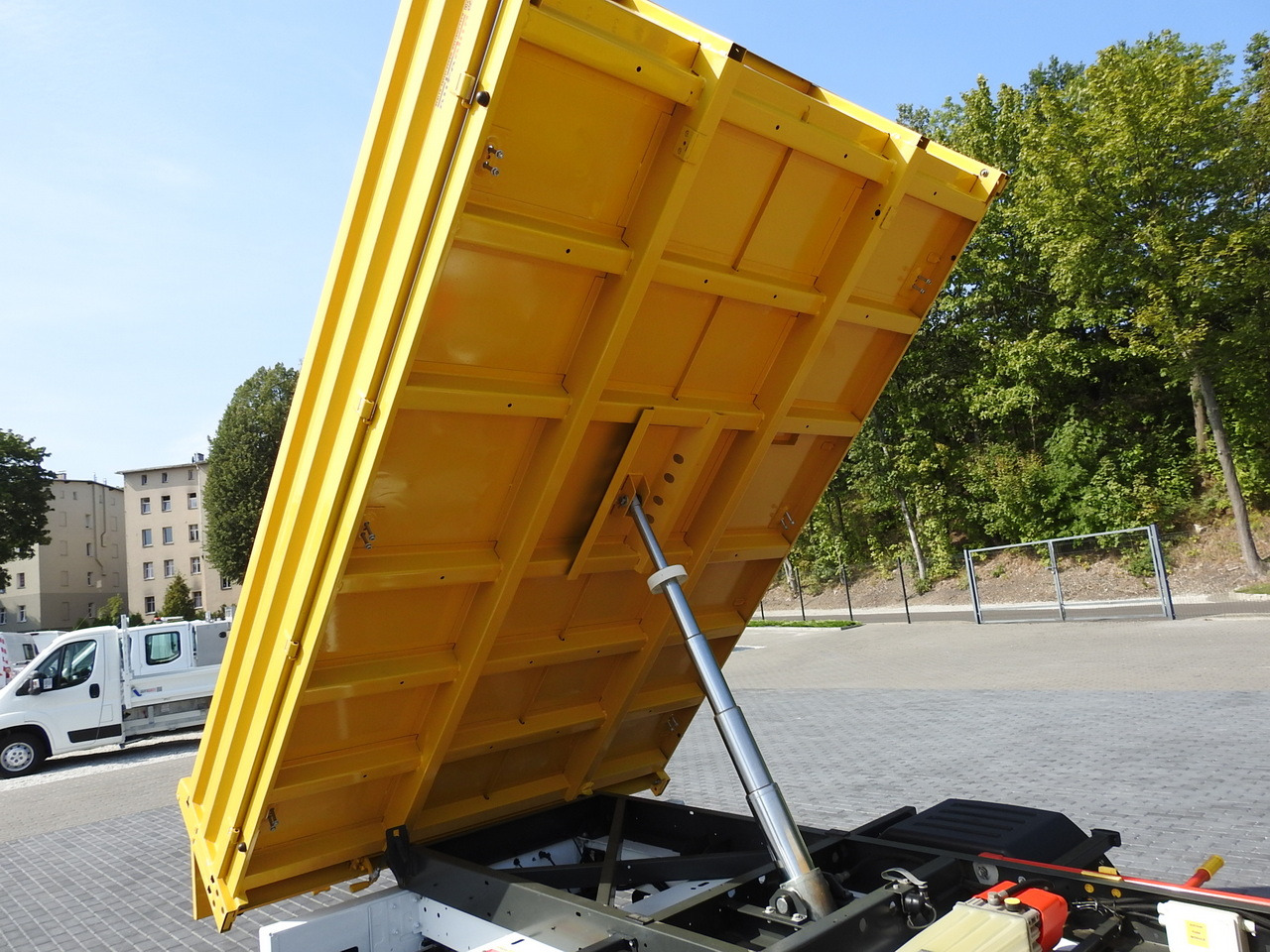 Малотоннажный самосвал RENAULT MASTER TIPPER CRUISE CONTROL NAVIGATION AIR CONDITIONING LED LIGHTS TWIN WHEELS LOAD WEIGHT 145HP: фото 31