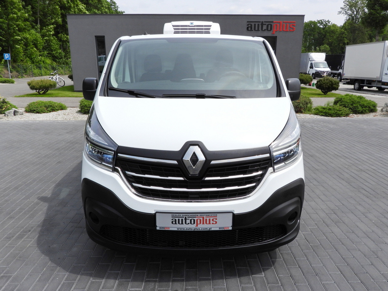RENAULT TRAFIC REFRIGERATOR VAN 0*C CRUISE CONTROL LED LIGHTS AIR CONDITIONING 120HP - Малотоннажный рефрижератор: фото 5 RENAULT TRAFIC REFRIGERATOR VAN 0*C CRUISE CONTROL LED LIGHTS AIR CONDITIONING 120HP - Малотоннажный рефрижератор: фото 5