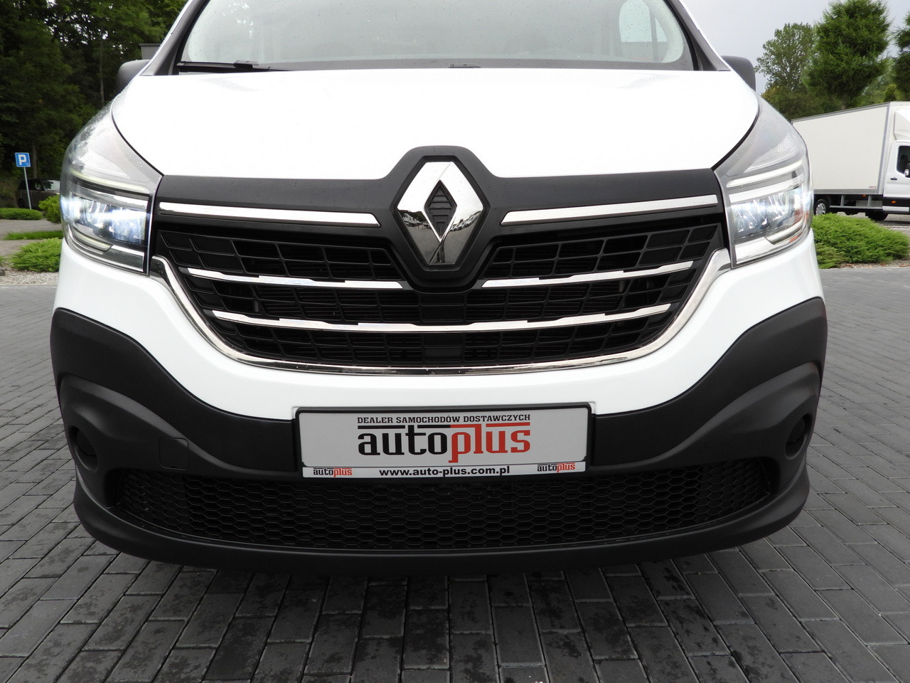 Малотоннажный рефрижератор RENAULT TRAFIC REFRIGERATOR VAN -5*C POWER SUPPLY 230V CRUISE CONTROL LED LIGHTS AIR CONDITIONING  120HP: фото 14 Малотоннажный рефрижератор RENAULT TRAFIC REFRIGERATOR VAN -5*C POWER SUPPLY 230V CRUISE CONTROL LED LIGHTS AIR CONDITIONING  120HP: фото 14