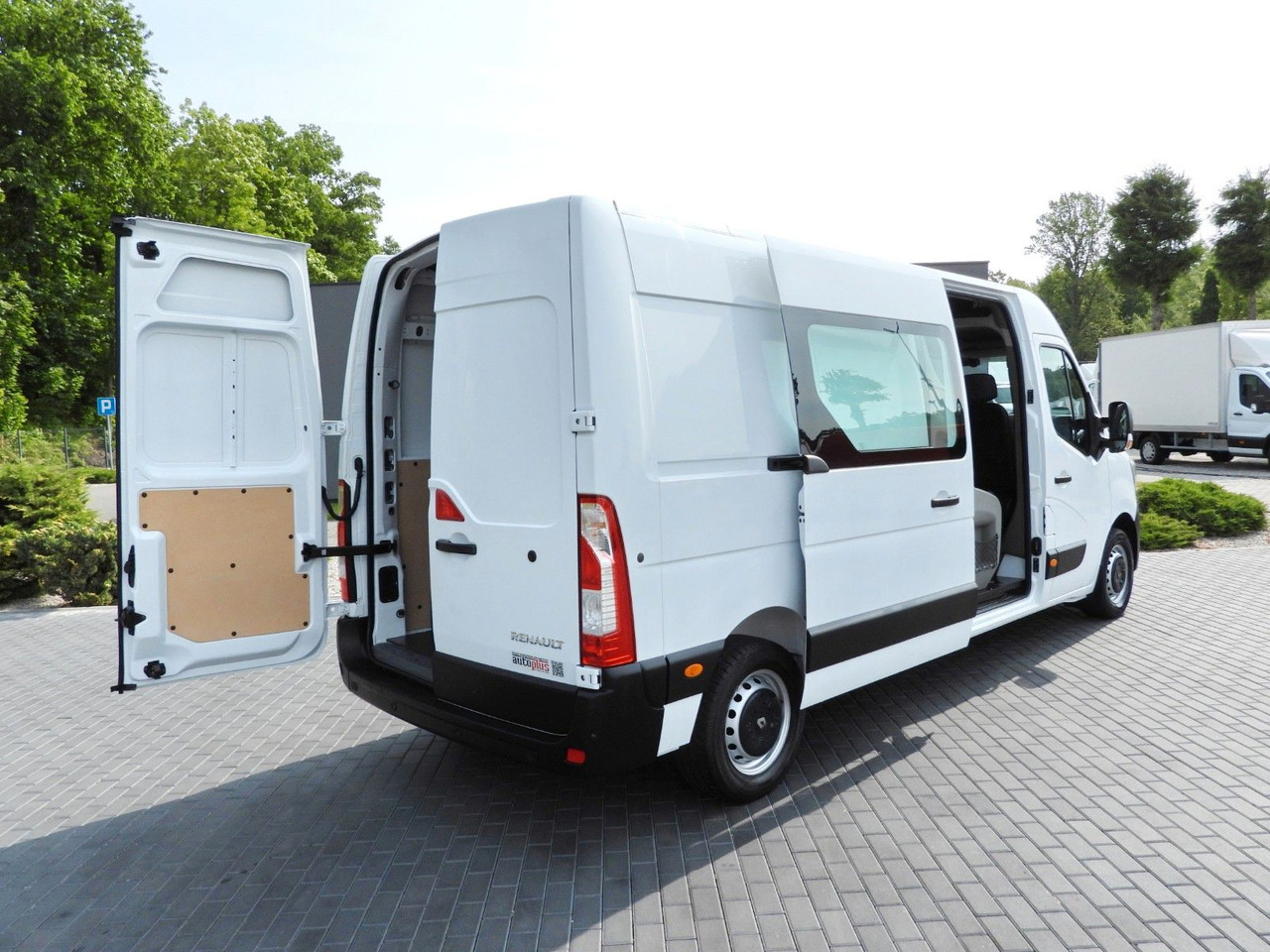 Renault MASTER KASTENWAGEN DOPPELKABINE 7 SITZE TEMPOMAT - Цельнометаллический фургон, Грузопассажирский фургон: фото 3 Renault MASTER KASTENWAGEN DOPPELKABINE 7 SITZE TEMPOMAT - Цельнометаллический фургон, Грузопассажирский фургон: фото 3