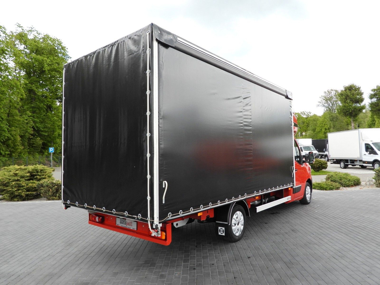 Renault MASTER PRITSCHE PLANE 10 PALETTEN WEBASTO A/C - Тентованный фургон: фото 3 Renault MASTER PRITSCHE PLANE 10 PALETTEN WEBASTO A/C - Тентованный фургон: фото 3