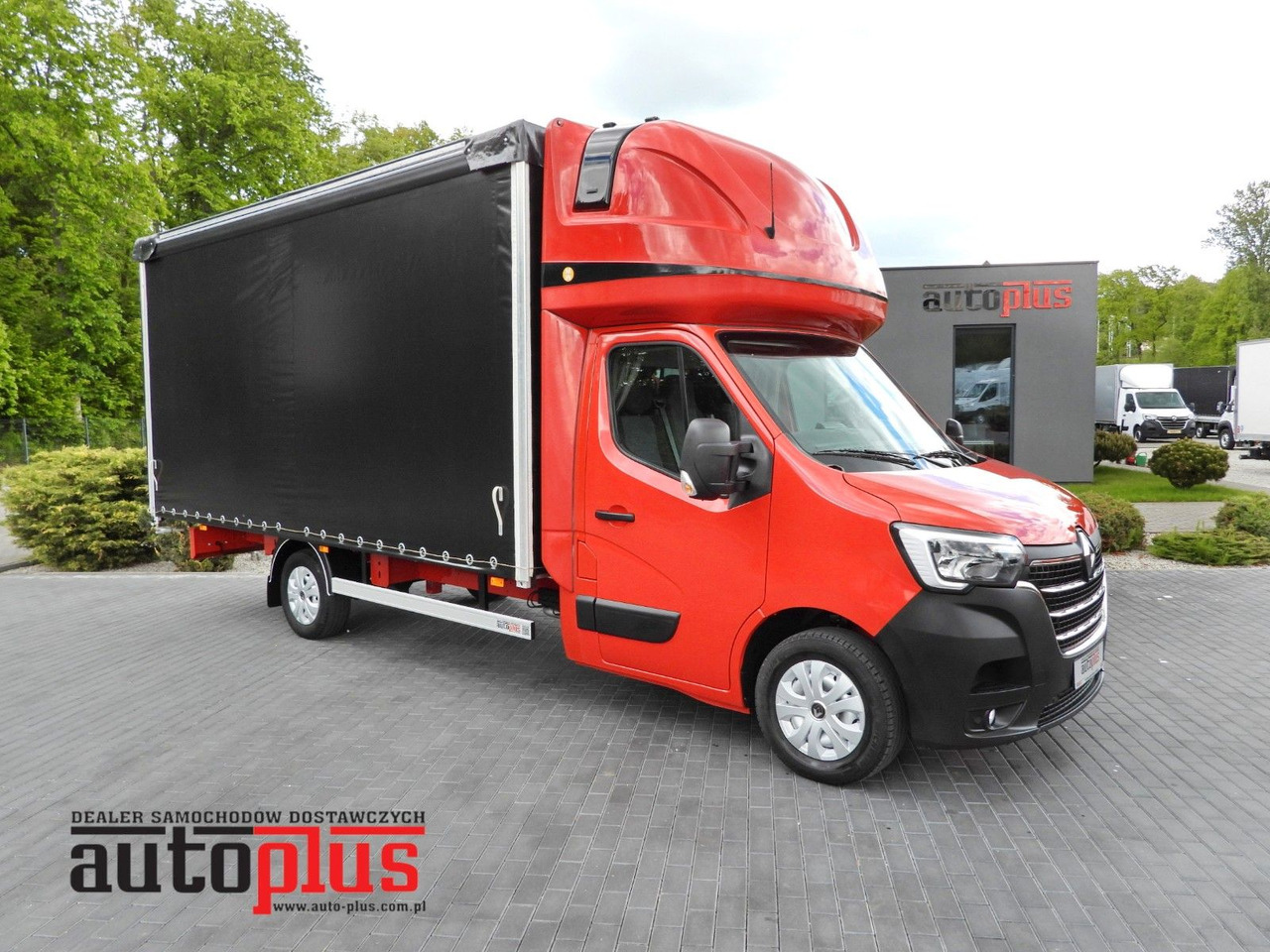 Renault MASTER PRITSCHE PLANE 10 PALETTEN WEBASTO A/C - Тентованный фургон: фото 1 Renault MASTER PRITSCHE PLANE 10 PALETTEN WEBASTO A/C - Тентованный фургон: фото 1