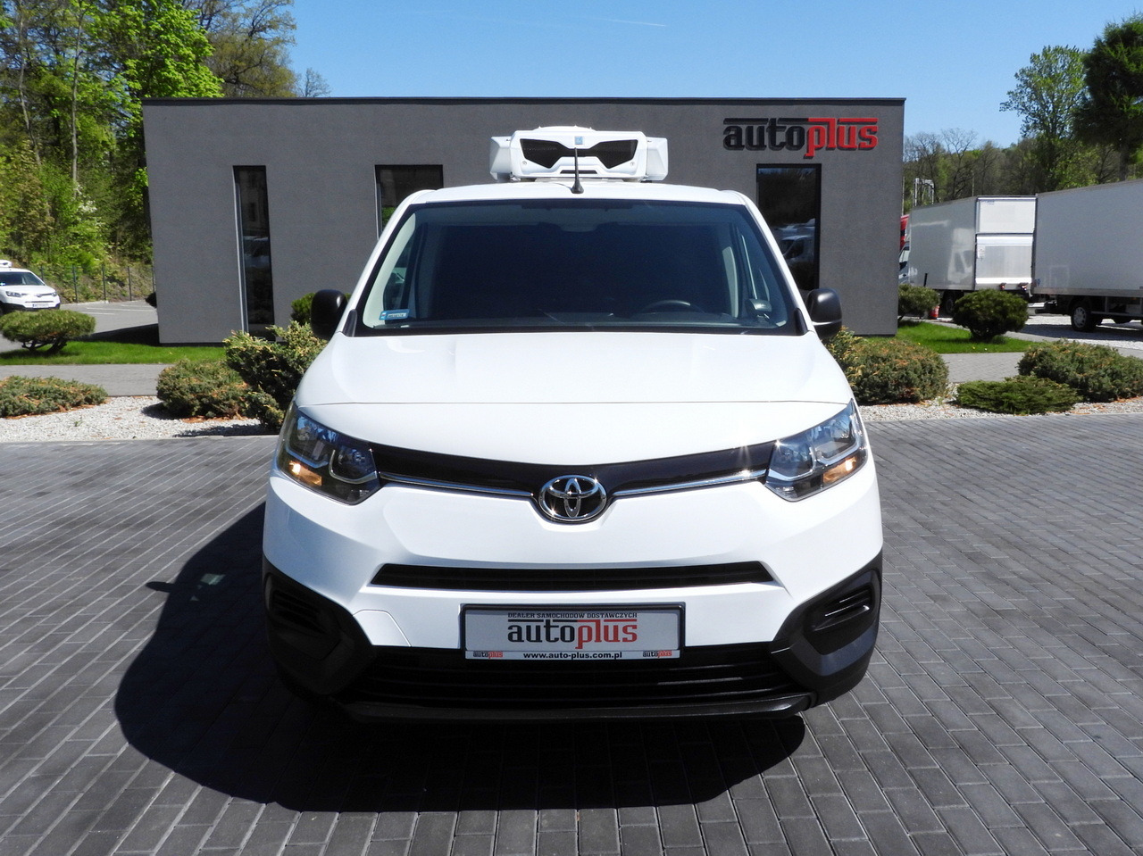 TOYOTA PROACE CITY REFRIGERATOR VAN -15*C POWER SUPPLY 230V CRUISE CONTROL AIR CONDITIONING 100HP - Малотоннажный рефрижератор: фото 5 TOYOTA PROACE CITY REFRIGERATOR VAN -15*C POWER SUPPLY 230V CRUISE CONTROL AIR CONDITIONING 100HP - Малотоннажный рефрижератор: фото 5