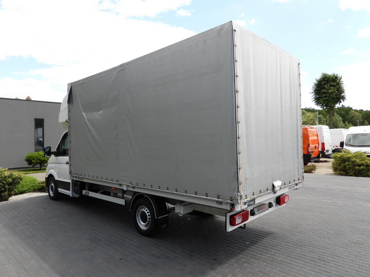 VOLKSWAGEN CRAFTER TARPAULIN 10 PALLETS WEBASTO CRUISE CONTROL AIR CONDITIONING 180HP в лизинг VOLKSWAGEN CRAFTER TARPAULIN 10 PALLETS WEBASTO CRUISE CONTROL AIR CONDITIONING 180HP: фото 10 VOLKSWAGEN CRAFTER TARPAULIN 10 PALLETS WEBASTO CRUISE CONTROL AIR CONDITIONING 180HP в лизинг VOLKSWAGEN CRAFTER TARPAULIN 10 PALLETS WEBASTO CRUISE CONTROL AIR CONDITIONING 180HP: фото 10