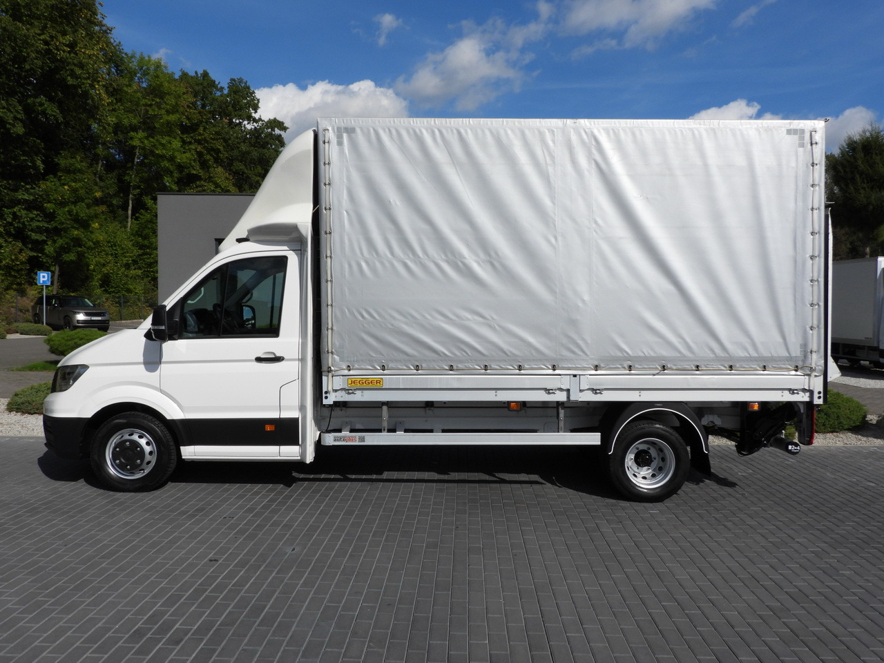 Тентованный фургон VOLKSWAGEN CRAFTER TARPAULIN LIFT 8 PALLETS CRUISE CONTROL LED LIGHTS TWIN WHEELS AIR CONDITIONING 180HP: фото 9 Тентованный фургон VOLKSWAGEN CRAFTER TARPAULIN LIFT 8 PALLETS CRUISE CONTROL LED LIGHTS TWIN WHEELS AIR CONDITIONING 180HP: фото 9