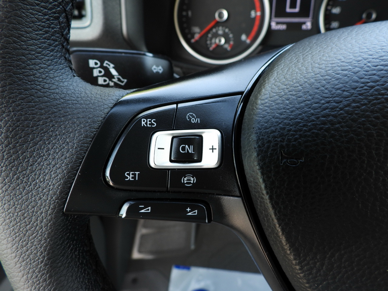 Тентованный фургон VOLKSWAGEN CRAFTER TARPAULIN LIFT 8 PALLETS CRUISE CONTROL LED LIGHTS TWIN WHEELS AIR CONDITIONING 180HP: фото 36 Тентованный фургон VOLKSWAGEN CRAFTER TARPAULIN LIFT 8 PALLETS CRUISE CONTROL LED LIGHTS TWIN WHEELS AIR CONDITIONING 180HP: фото 36