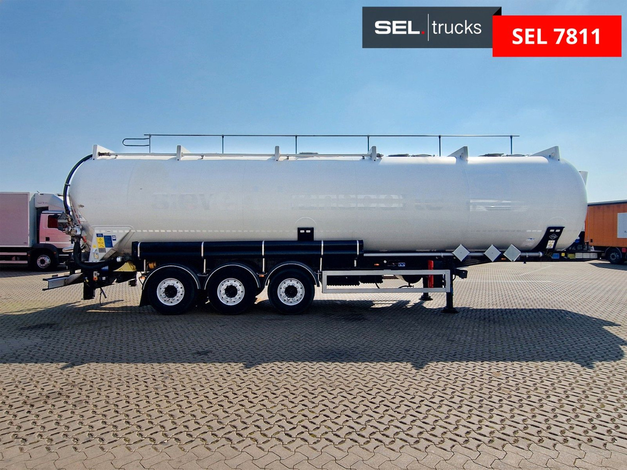 Feldbinder KIP 60/7300/A/2 / 60.000 l / Kippsilo - Полуприцеп цистерна для сыпучих грузов: фото 4 Feldbinder KIP 60/7300/A/2 / 60.000 l / Kippsilo - Полуприцеп цистерна для сыпучих грузов: фото 4