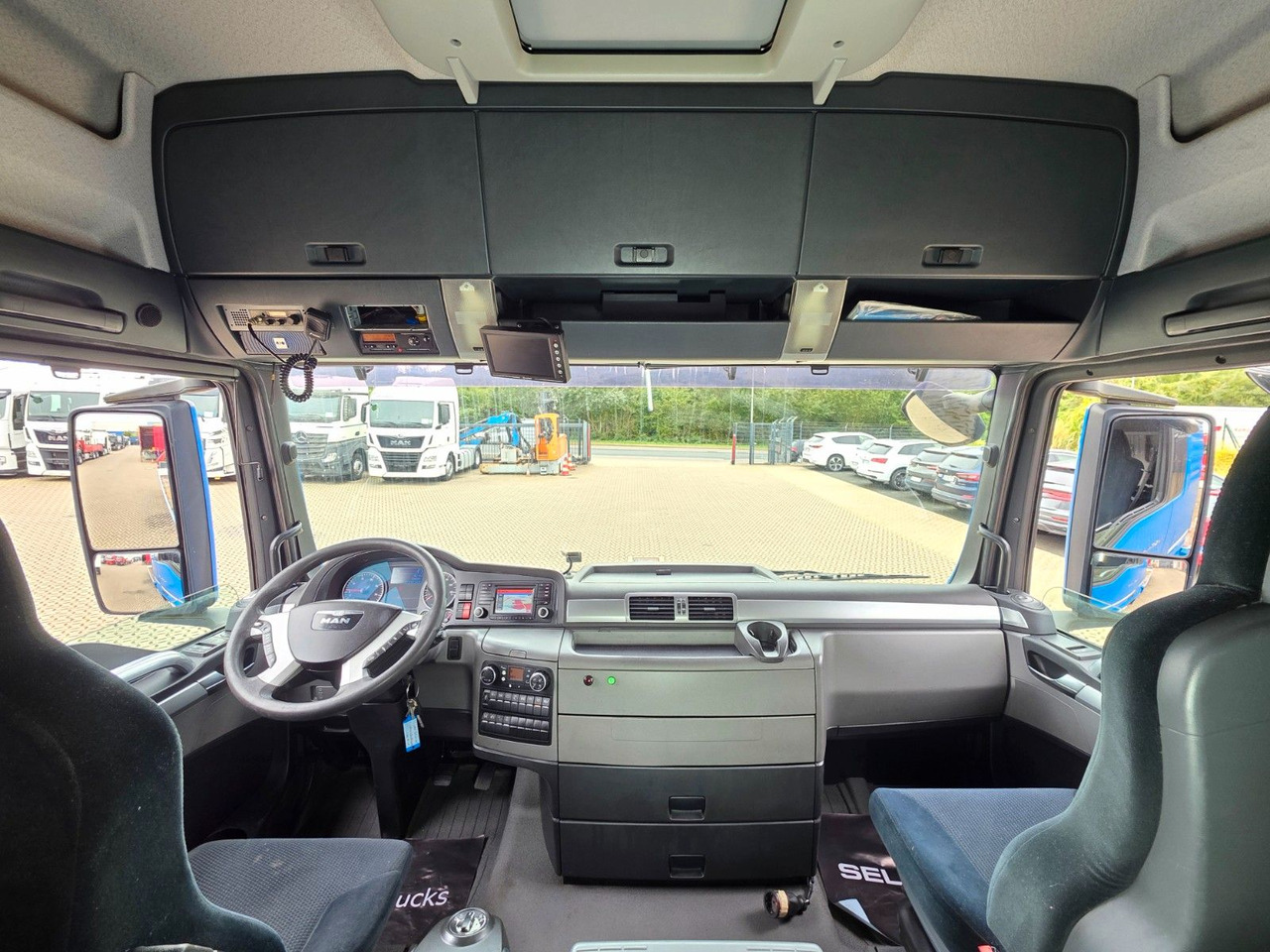 Автоманипулятор MAN TGX 24.440 6X2-2 LL-U / Intarder / HMF / Fernb.: фото 30 Автоманипулятор MAN TGX 24.440 6X2-2 LL-U / Intarder / HMF / Fernb.: фото 30