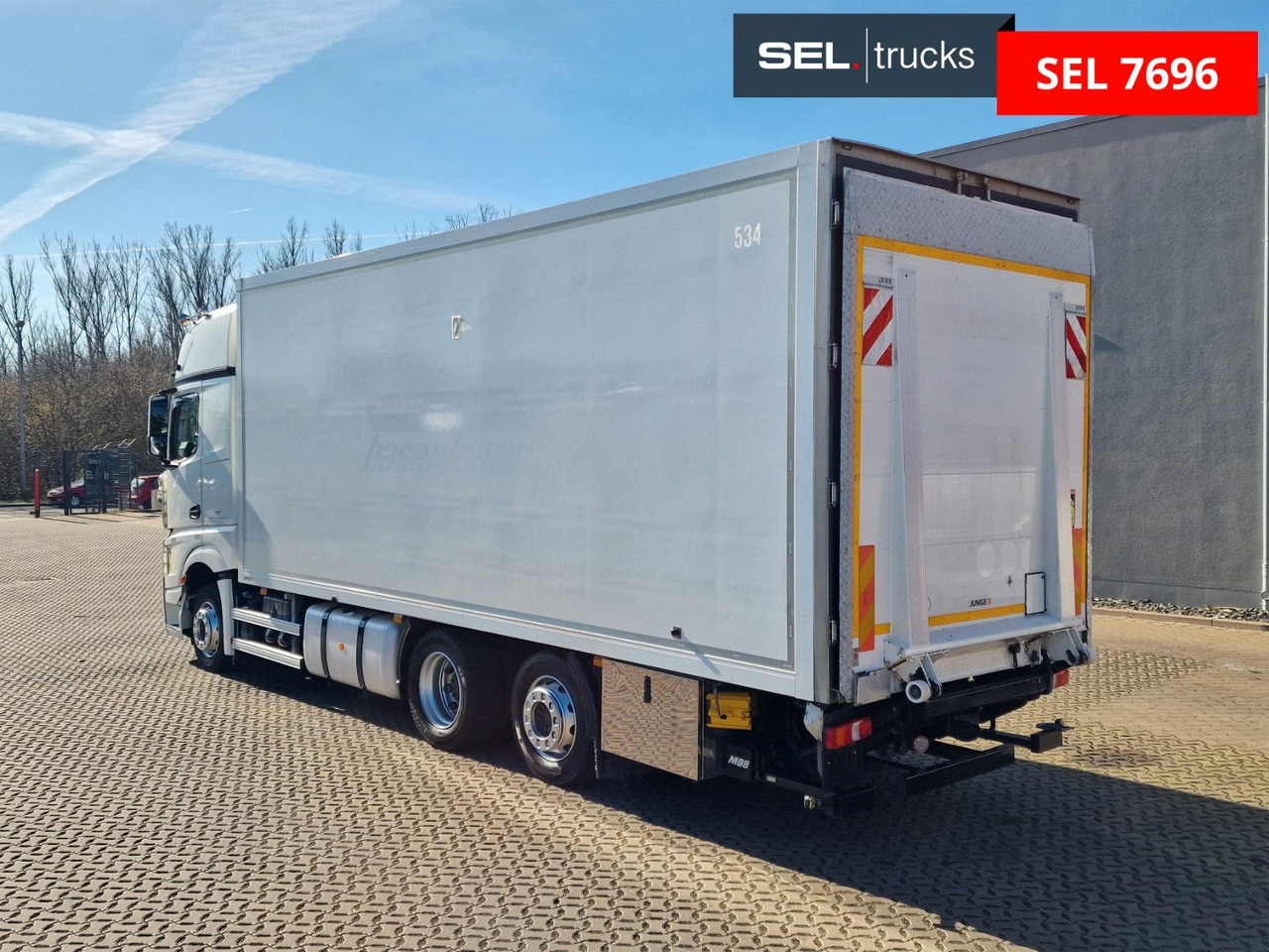 Mercedes-Benz Actros 2643 / Retarder / Ldbw / Lenkachse / - Грузовик с закрытым кузовом: фото 1 Mercedes-Benz Actros 2643 / Retarder / Ldbw / Lenkachse / - Грузовик с закрытым кузовом: фото 1