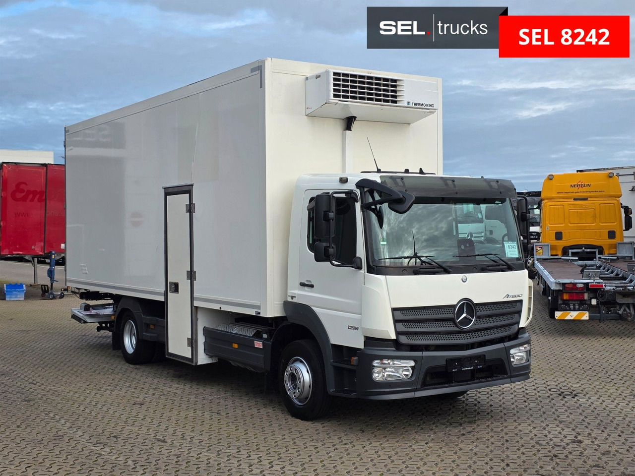Mercedes-Benz Atego 1218 / Ldbw / Seitentür: rechts - Рефрижератор: фото 3 Mercedes-Benz Atego 1218 / Ldbw / Seitentür: rechts - Рефрижератор: фото 3
