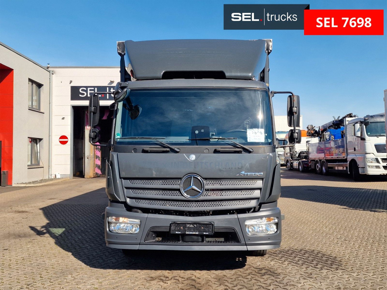Mercedes-Benz Atego 1221 / Ladebordwand - Тентованный грузовик: фото 2 Mercedes-Benz Atego 1221 / Ladebordwand - Тентованный грузовик: фото 2