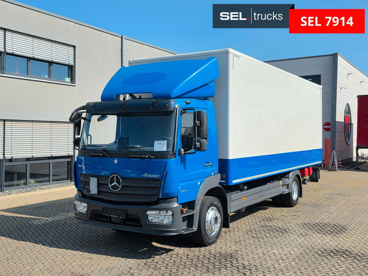 Грузовик с закрытым кузовом Mercedes-Benz Atego 1324 / Ladebordwand: фото 1