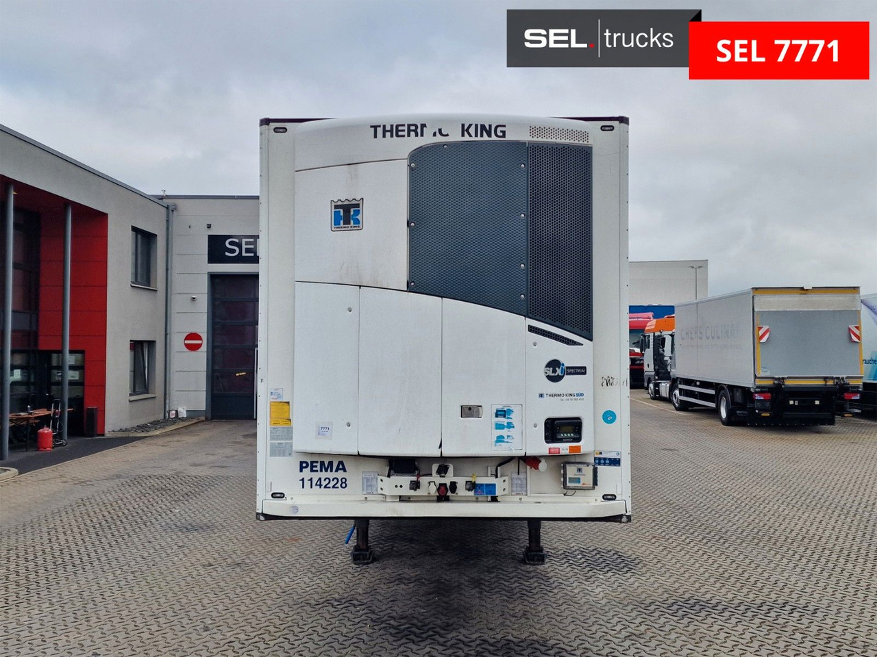Schmitz Cargobull SKO 24/L 13.4 FP 45 COOL/Trennwand + Doppelverd. - Полуприцеп-рефрижератор: фото 3 Schmitz Cargobull SKO 24/L 13.4 FP 45 COOL/Trennwand + Doppelverd. - Полуприцеп-рефрижератор: фото 3