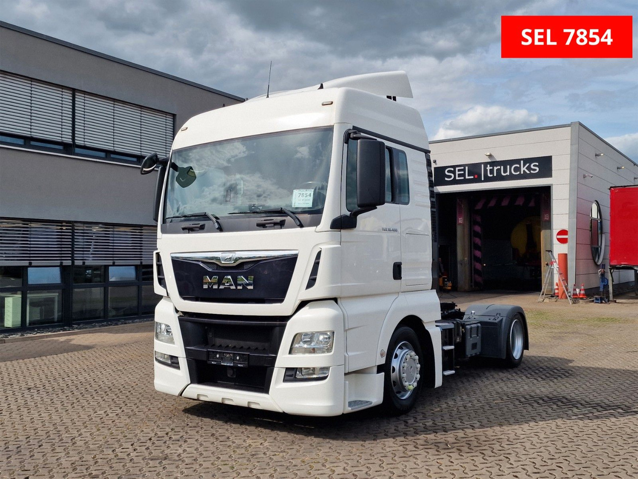 MAN TGX 18.400 4x2 LLS-U / ZF Intarder - Тягач: фото 1 MAN TGX 18.400 4x2 LLS-U / ZF Intarder - Тягач: фото 1