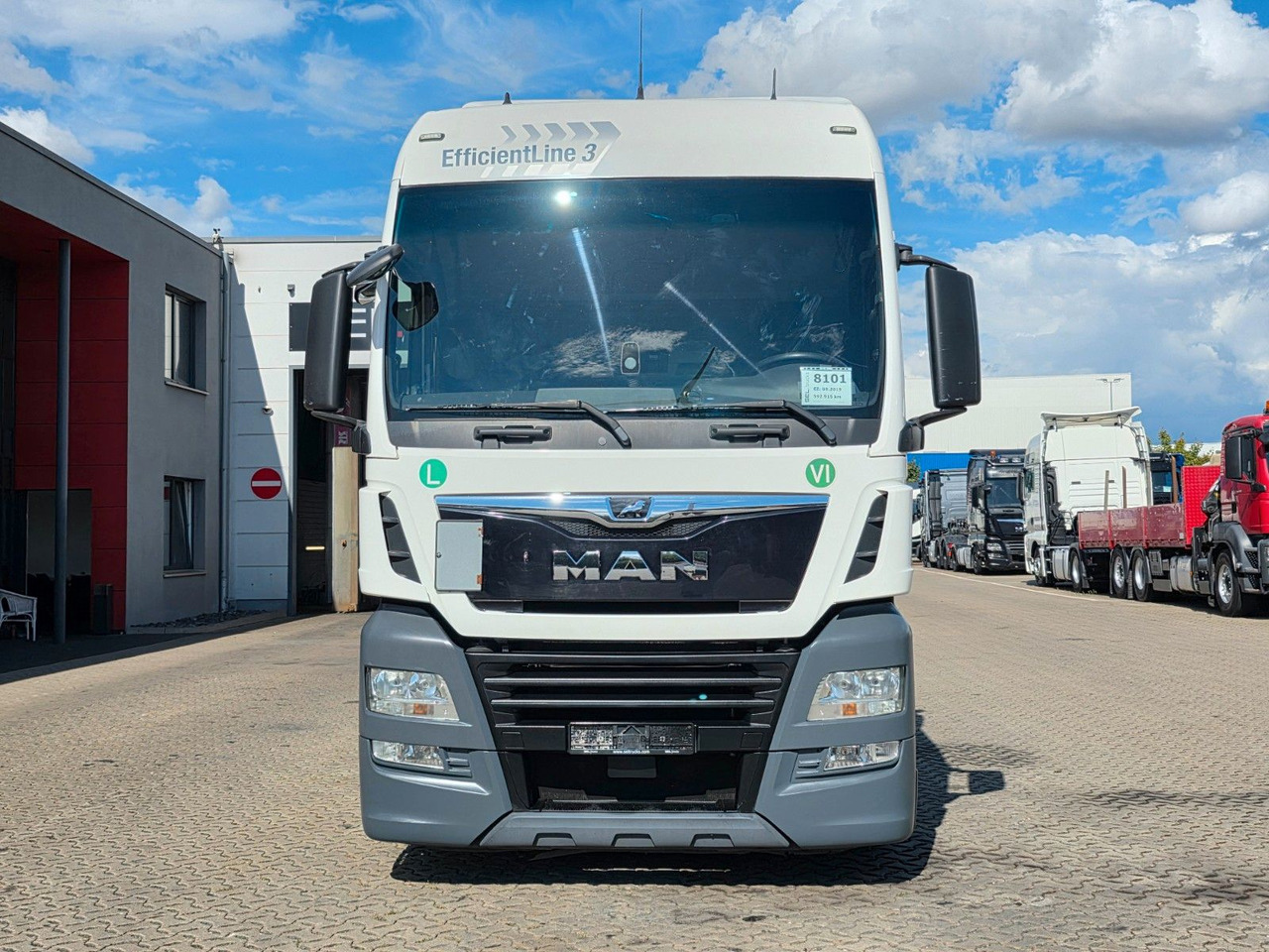 MAN TGX 18.460 LLS-U / Retarder / 2 Tanks - Тягач: фото 3 MAN TGX 18.460 LLS-U / Retarder / 2 Tanks - Тягач: фото 3