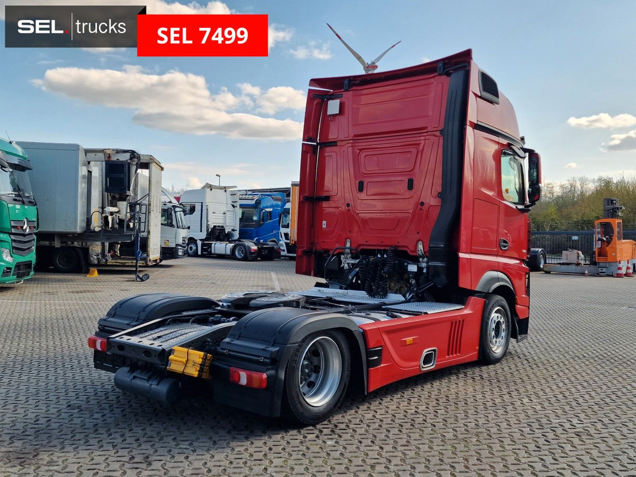 Mercedes-Benz Actros 1845 / Retarder / Standklima / Xenon - Тягач: фото 5 Mercedes-Benz Actros 1845 / Retarder / Standklima / Xenon - Тягач: фото 5