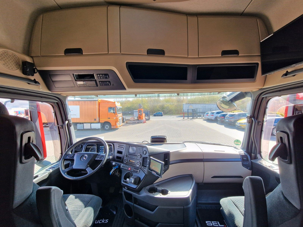 Тягач Mercedes-Benz Actros 1845 / Retarder / Standklima / Xenon: фото 21