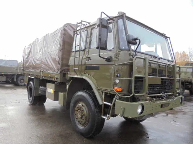 DAF YLM 4442 NT 4X4 - Тентованный грузовик: фото 3 DAF YLM 4442 NT 4X4 - Тентованный грузовик: фото 3