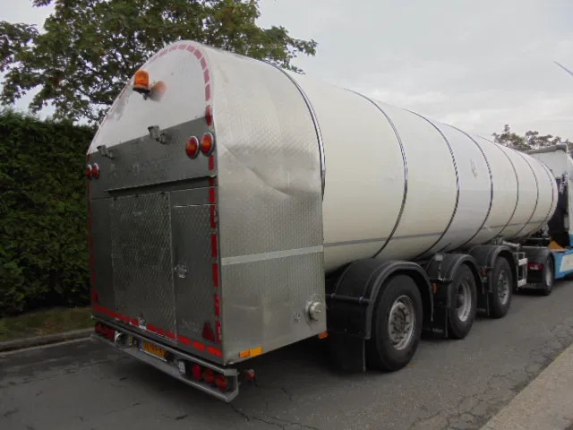 Magyar S43 EDD - Полуприцеп-цистерна: фото 3 Magyar S43 EDD - Полуприцеп-цистерна: фото 3